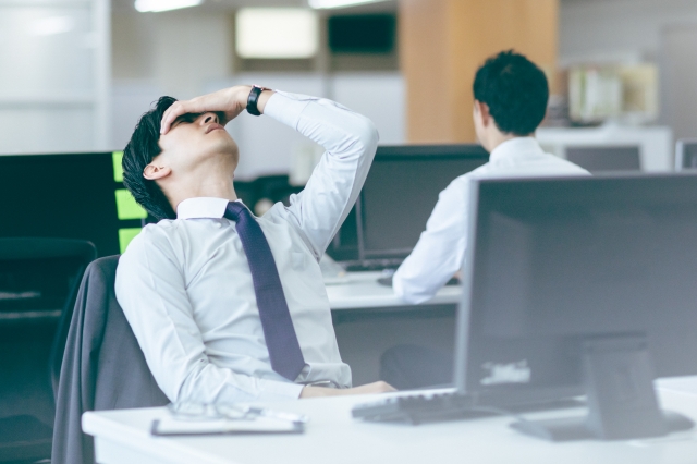 仕事に行こうとすると吐き気がする　吐き気の原因と対処法を紹介